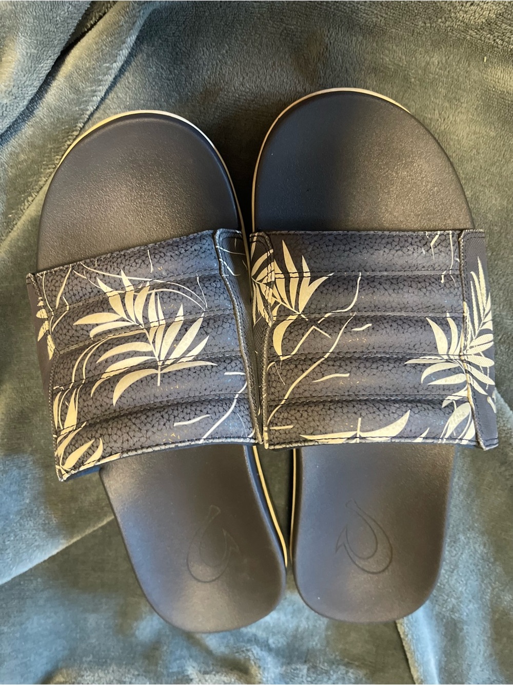 OluKai MAHA 'OLU Trench Blue / Aloha 10517-DEHA Men's US 8 - Picture 6 of 6
